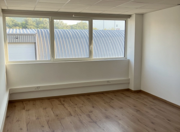 Bureau B11 - Location de bureaux à Caen